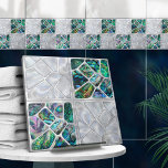 Abalone-Muschel und Perle - Zellen Collage N8 Fliese<br><div class="desc">Diese wunderschöne Kachel ist Teil meiner Abalone Dream Kollektion. Benutzen Sie es allein oder in Kombination mit anderen Fliesen, um im Bad oder in der Dusche atemberaubende Optik zu schaffen - z.B. ein akzentuiertes Fliesenmosaik hinter dem Mixer oder der Badewanne oder verwenden Sie es für Handwerkskunst - einen gefliesten Tisch...</div>