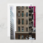 Abandoned City Gebäude with Graffiti Postkarte (Vorne/Hinten)