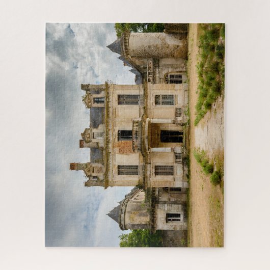 Abandoned Fantasy Chateau Front Factory Puzzle (Vertikal)