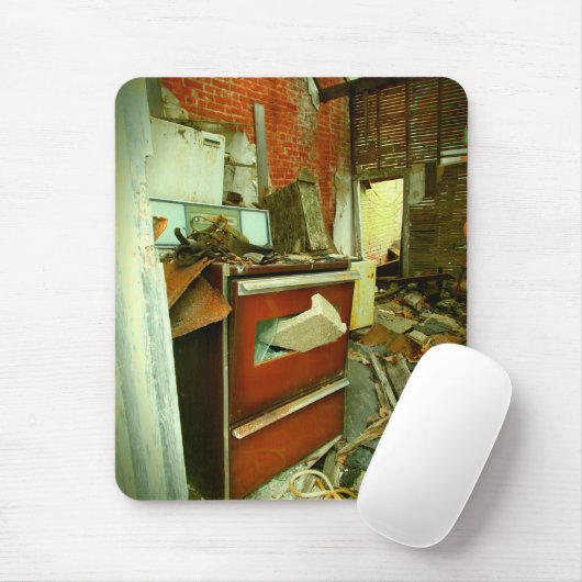 Abandoned Mess Mousepad (Mit Mouse)