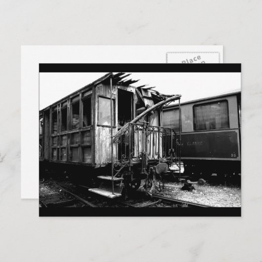 Abandoned Wooden Pate Car Le Mastrou Postcard Postkarte (Vorne/Hinten)