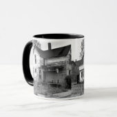 Abandred House Tasse (Vorderseite Links)