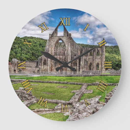 Abbey Kloster, Wales, Vereinigtes Königreich Große Wanduhr (Vorderseite)