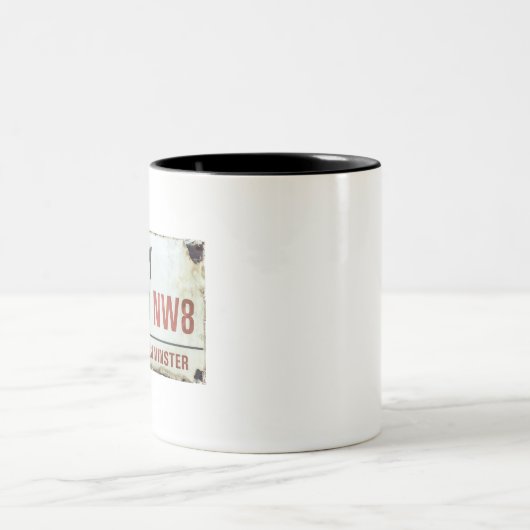 Abbey Road Sign Zweifarbige Tasse (Mittel)