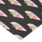 Abbildung des Macaron-Cartoon Tischdecke (Schrägansicht)