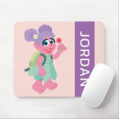 Abby Cadabby | Picking Daisies | Name hinzufügen Mousepad (Mit Mouse)
