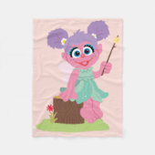 Abby Cadabby Toasting Marshmallows Fleecedecke (Vorderseite)