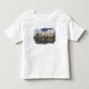 ABC-Inseln, CURACAO, Willemstad: Hafenfront Kleinkind T-shirt