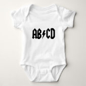 ABCD Baby-Bodysuit Baby Strampler (Vorderseite)