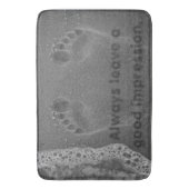 Abdruck-Eindrücke im Sand Badematte (Vorderseite Vertikal)