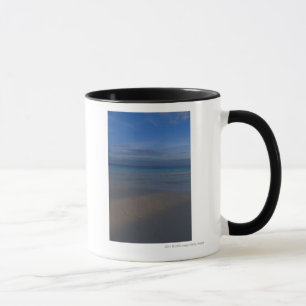 Abdrücke auf Strand Tasse