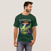 Abduktion Comic: Ein Retro-Sci-Fi-Abenteuer T-Shirt (Vorne ganz)