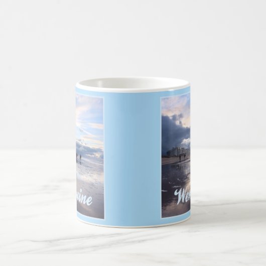 Abend Sky Wenduine Beach, Belgien Kaffeetasse (Mittel)