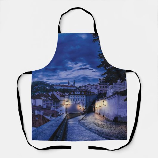 Abend Straße in Prag Schürze (Vorderseite)