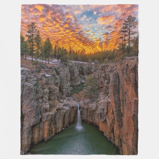 Abend Waterfall Fleecedecke (Vorderseite)
