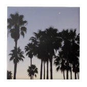 Abenddämmerung mit tropischen Palmen Fliese (Vorderseite)