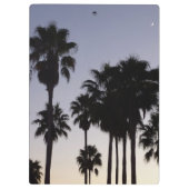 Abenddämmerung mit tropischen Palmen Klemmbrett (Rückseite)