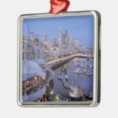 Abendessen am Hafen von Bell in Seattle, Washingto Silbernes Ornament (Links)