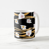 Abendessen mit Eiern und Nudeln Kaffeetasse (VorderseiteRechts)