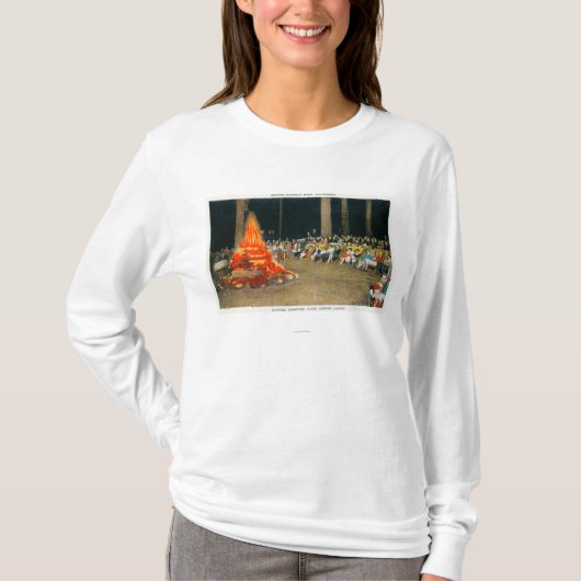 Abends-Feuer am riesigen Waldhäuschen T-Shirt (Vorderseite)