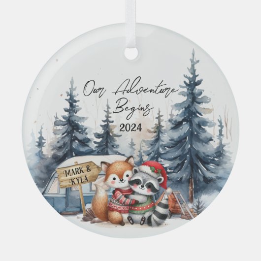 Abenteuer beginnt Erste Weihnachtsfeier Ornament Aus Glas (Vorderseite)