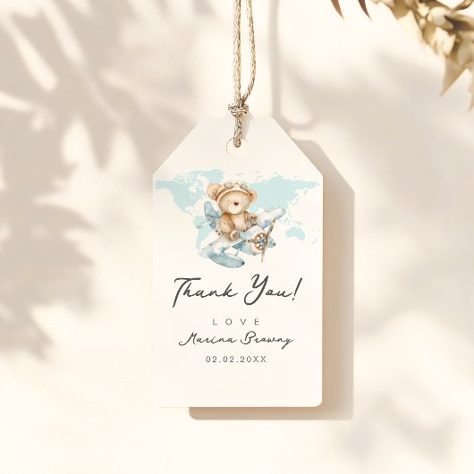 Abenteuer erwartet, fliegendes Bärenflugzeug Geschenkanhänger