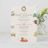 Abenteuer erwartet Woodland Twin Girls Baby Shower Einladung (Stehend Vorderseite)