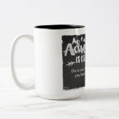 Abenteuer nennt Tasse (Links)