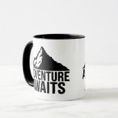 Abenteuer warten auf Bergwanderdesign Tasse (Vorderseite Links)
