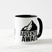 Abenteuer warten auf Bergwanderdesign Tasse (VorderseiteRechts)