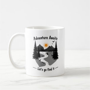 Abenteuer warten, lasst uns gehen und sie finden kaffeetasse