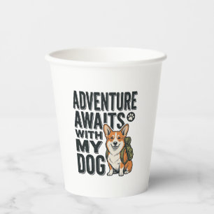 Abenteuer warten mit meinem Hund Vintage-Wanderdes Pappbecher