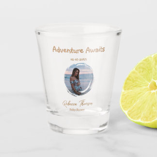 Abenteuer wartet Baby Shower Foto golden rosa Name Schnapsglas