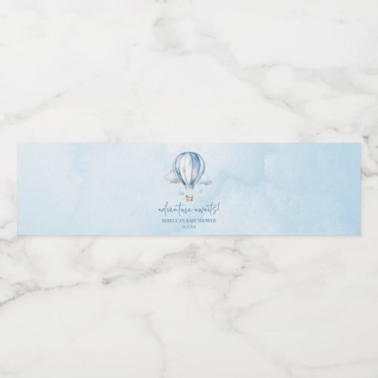 Abenteuer wartet! Blue Hot Air Balloon Baby Dusche Wasserflaschenetikett (Einzelnes Label)