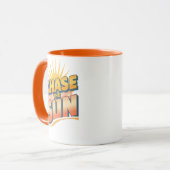 Abenteuerlustiges Reise- und Sonnenschein-Motto Tasse (Vorderseite Links)
