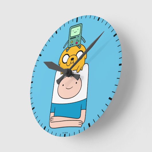 Abenteuerzeit | BMO, Jake & Finn Runde Wanduhr (Winkel)