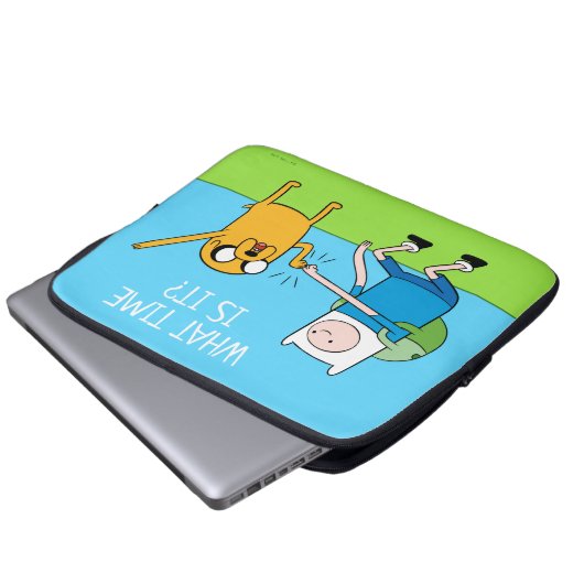 Abenteuerzeit | Finn & Jake Fist Bump Laptopschutzhülle (Vorne Knopf)