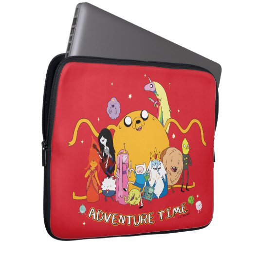 Abenteuerzeit | Large Jake Group Graphic Laptopschutzhülle (Vorne Rechts)