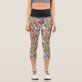 Abenteuerzeit | Zeichen-Toss-Muster Capri Leggings (Vorderseite)