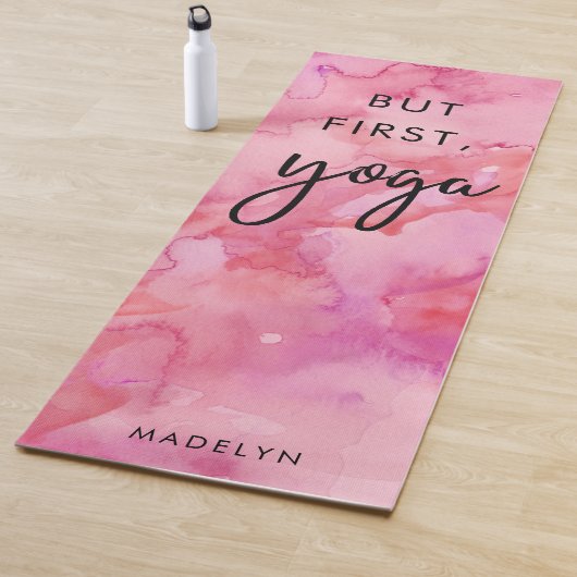 Aber zuerst, rosa Aquarell des Yoga-| und Skript Yogamatte (Beispiel)