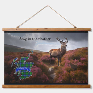 Abercrombie Stag im Heather Personalisiert Wandteppich Mit Holzrahmen
