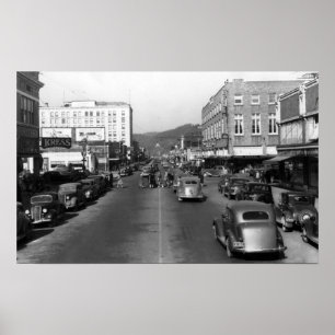 Aberdeen, WA - Aussicht auf das Stadtzentrum von W Poster