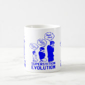 Aberglaube-Evolution lustig Kaffeetasse (Mittel)