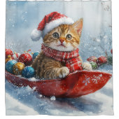 Abessinienkatze in Sledge Lass es Schnee Weihnacht Duschvorhang (Vorderseite)
