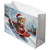 Abessinienkatze in Sledge Lass es Schnee Weihnacht Große Geschenktüte (Rückseite Schrägansicht)