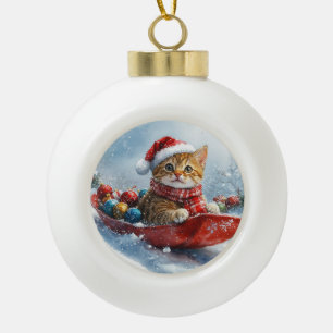 Abessinierkatze im Schlitten Lass es schneien Weih Keramik Kugel-Ornament
