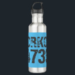 Abgelaufener und kratzter Text Workout 247365 Blau Edelstahlflasche<br><div class="desc">Abgelaufener und kratzter Text Workout 247365 in grauer Farbe mit blauem Hintergrund. Perfekt für alle,  die sich im Fitnessraum bewegen,  Fitness,  trainieren,  Bodybuilding und trainieren.</div>