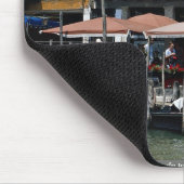 Abgelegene Caféterrasse, Venedig, Italien Mousepad (Ecke)