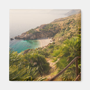 Abgelegener Strand in Lo Zingaro, Sizilien Magnet
