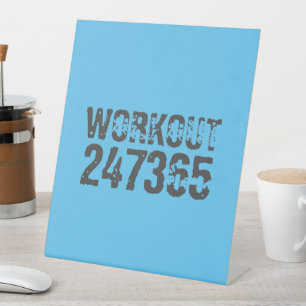 Abgenutzt und zerkratzter Text Workout 247365 blau Sockelschild
